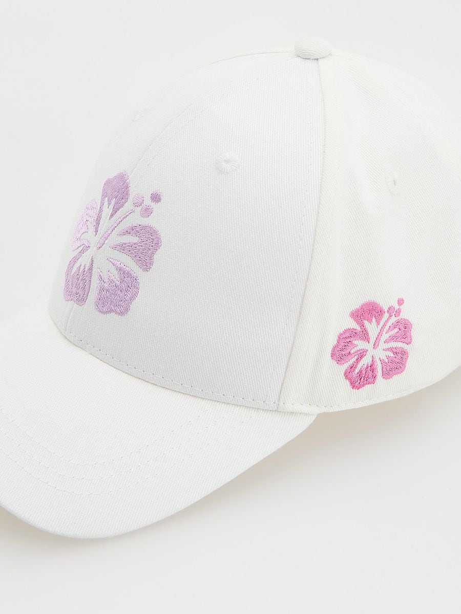 Cap with embroidery - cream - RESERVED - 3