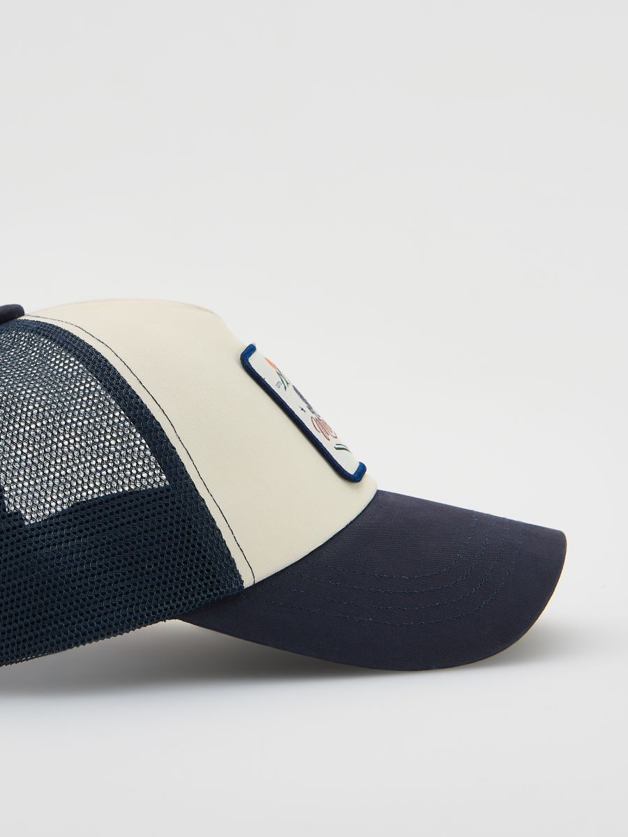 Trucker cap with patch - navy - RESERVED - 2