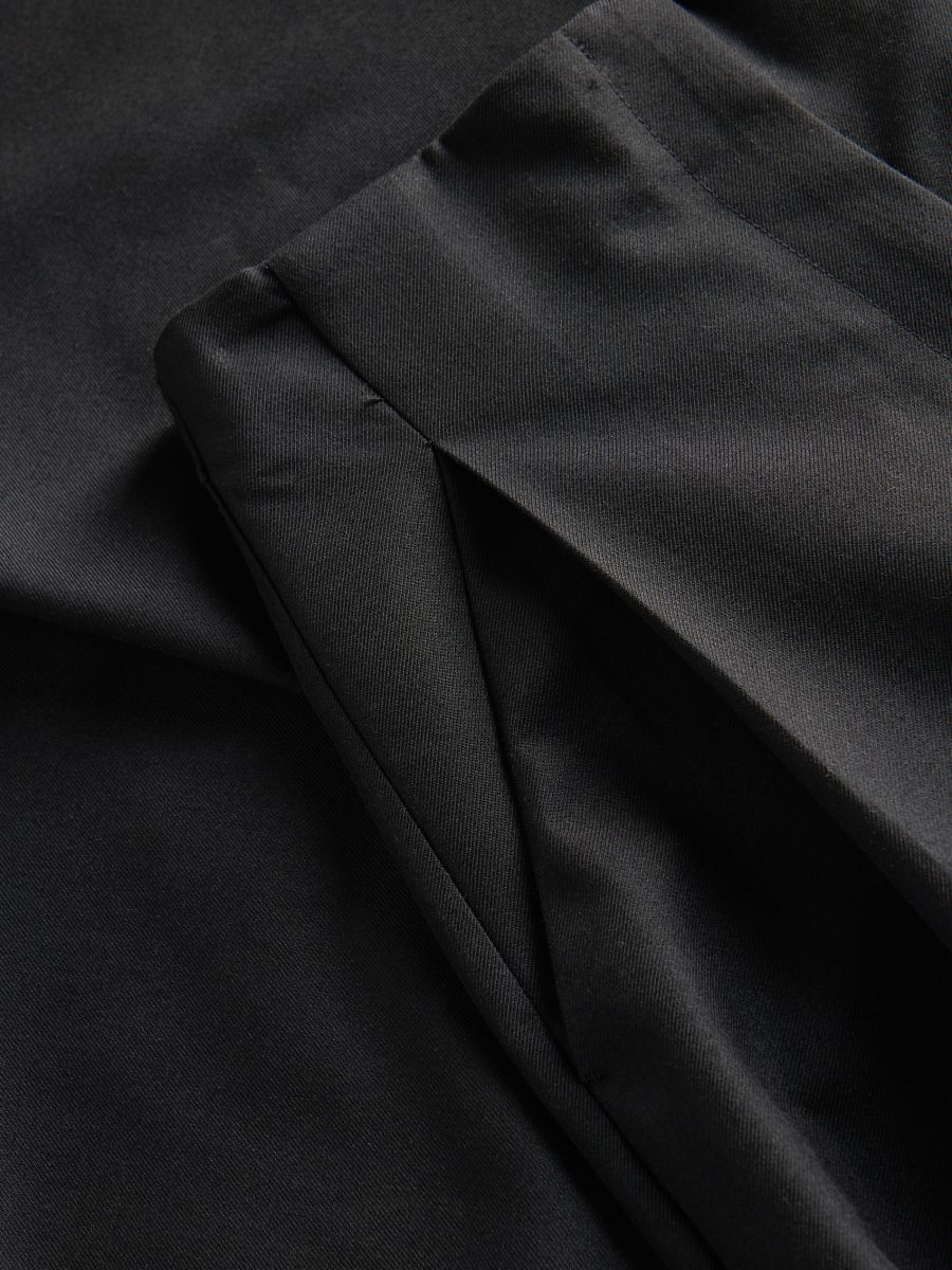 Trousers with pleats - black - RESERVED - 2