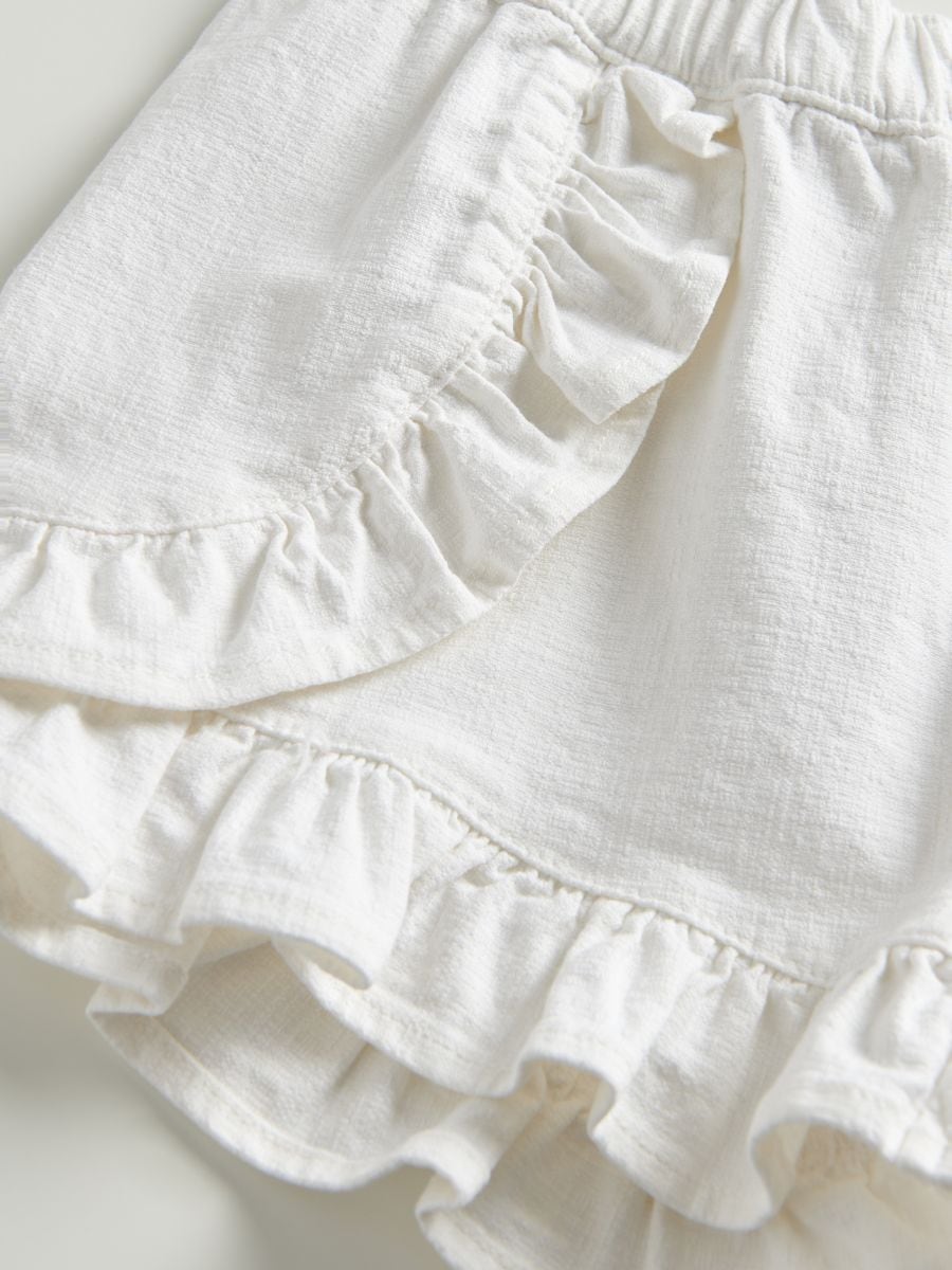 Ruffle shorts - cream - RESERVED - 4