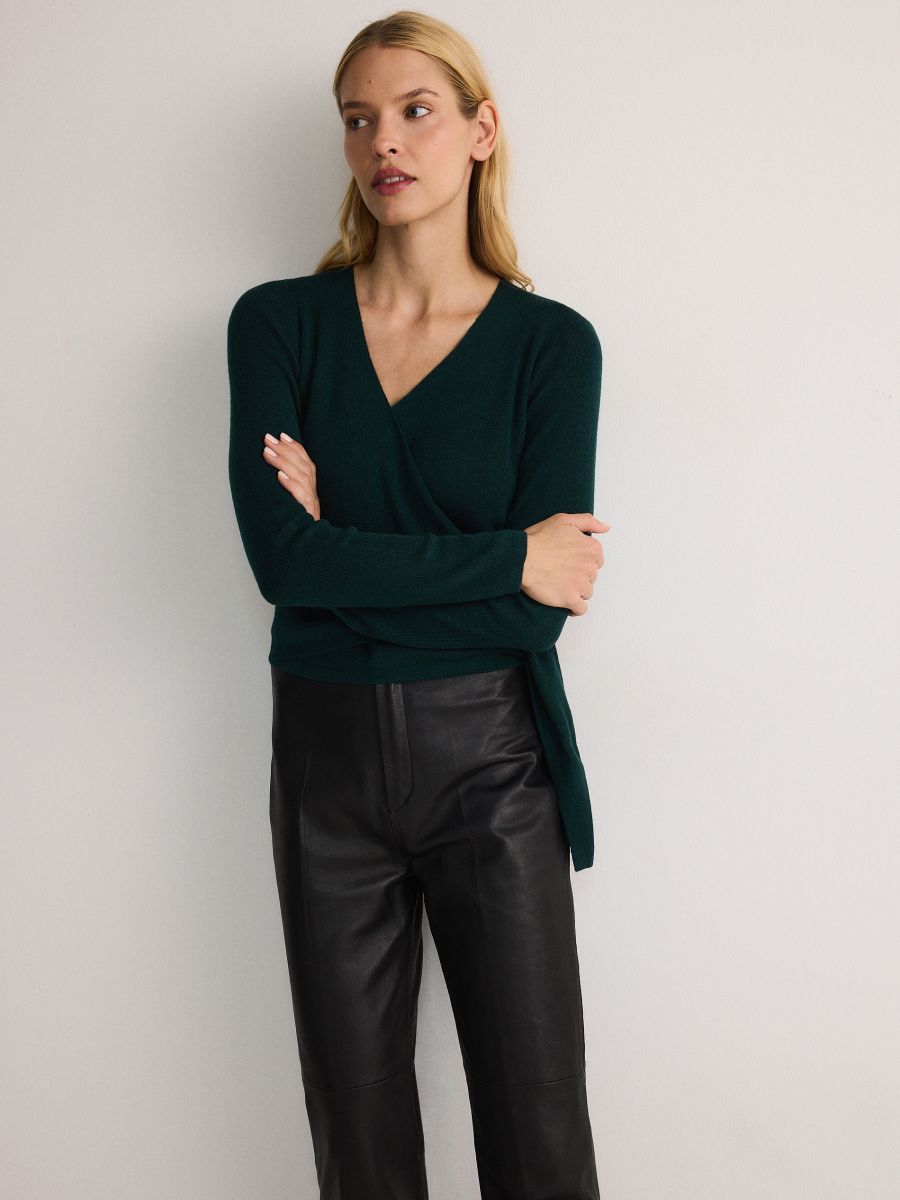 Pullover mit Umschlag-Bindung - dunkelgrün - RESERVED - 3
