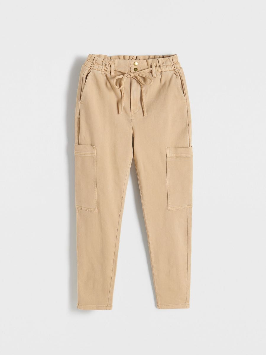 Trousers with cargo pockets - beige - RESERVED - 4