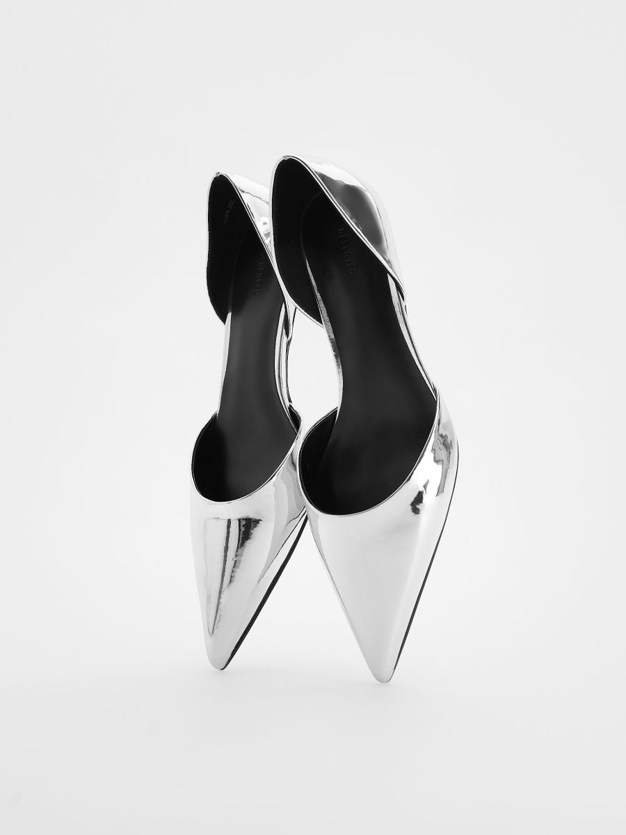 Metallic kitten heel pumps - silver - RESERVED - 6