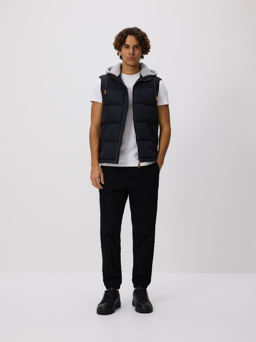 Hooded vest - black - RESERVED