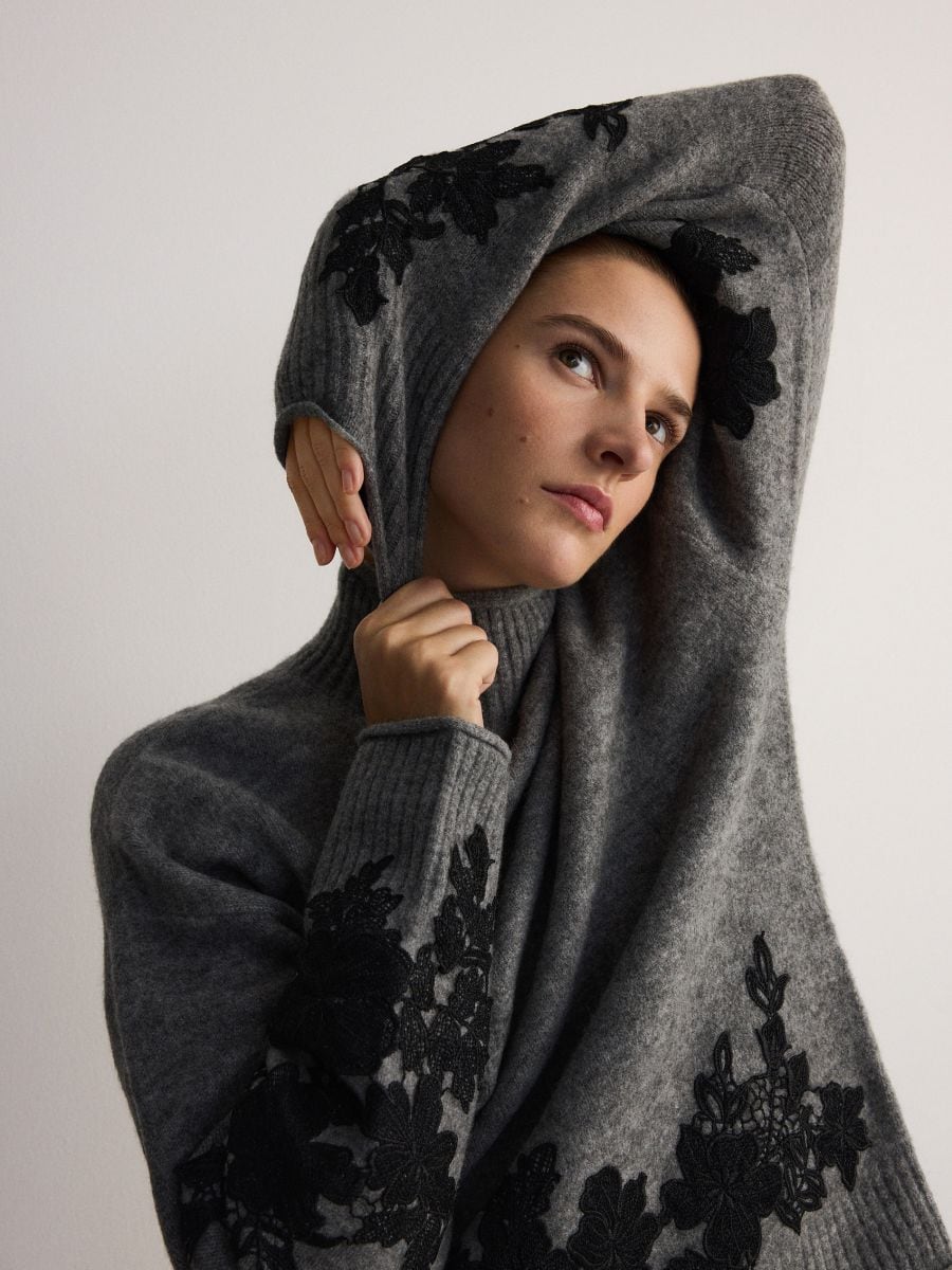 Turtleneck sweater with appliqué - mid grey - RESERVED - 2