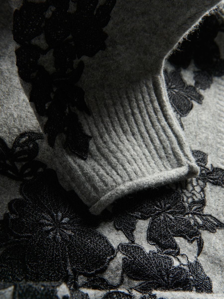 Turtleneck sweater with appliqué - mid grey - RESERVED - 5
