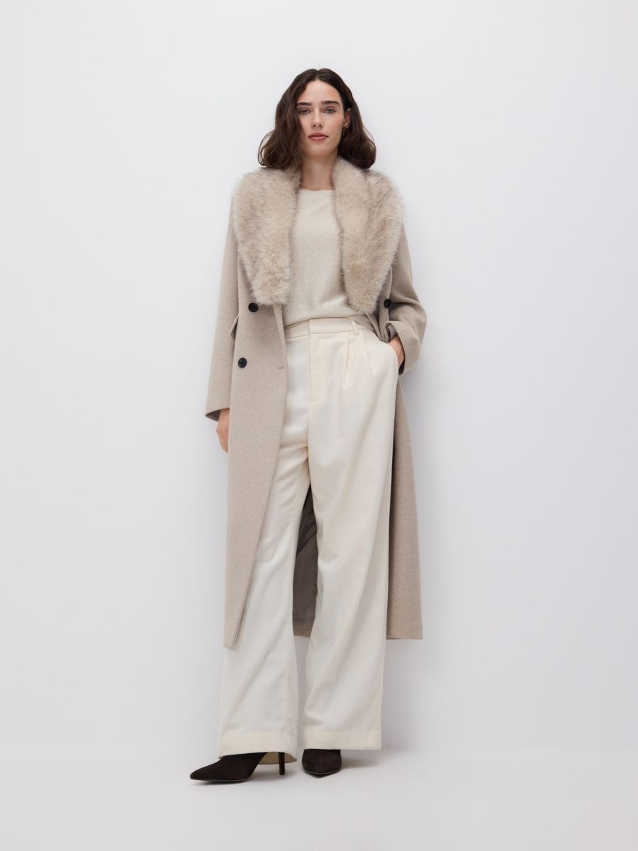 Abrigo en mezcla de lana - beige - RESERVED