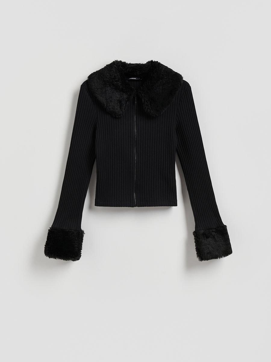 Светр з коміром - чорний - RESERVED