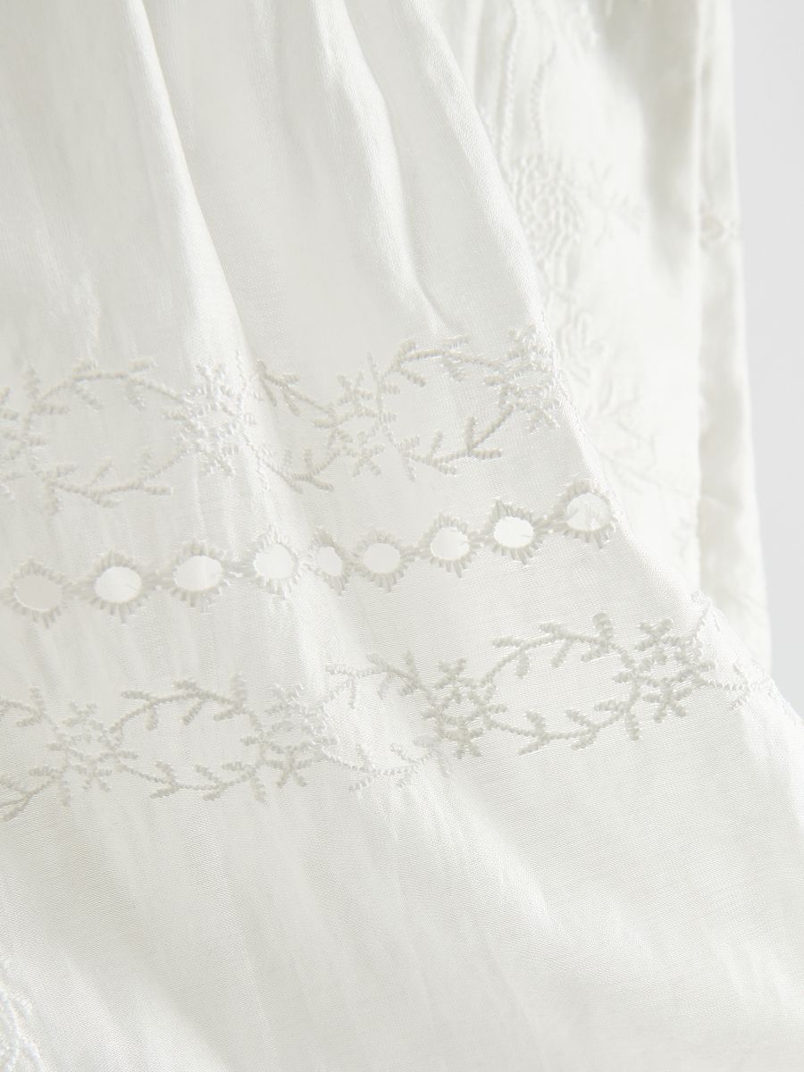 Eyelet lyocell shorts - white - RESERVED - 6