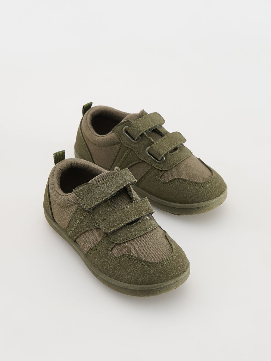 Trainers with Velcro fastening - green - RESERVED