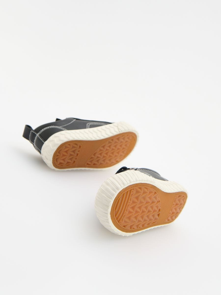 Trainers with Velcro fastening - black - RESERVED - 4