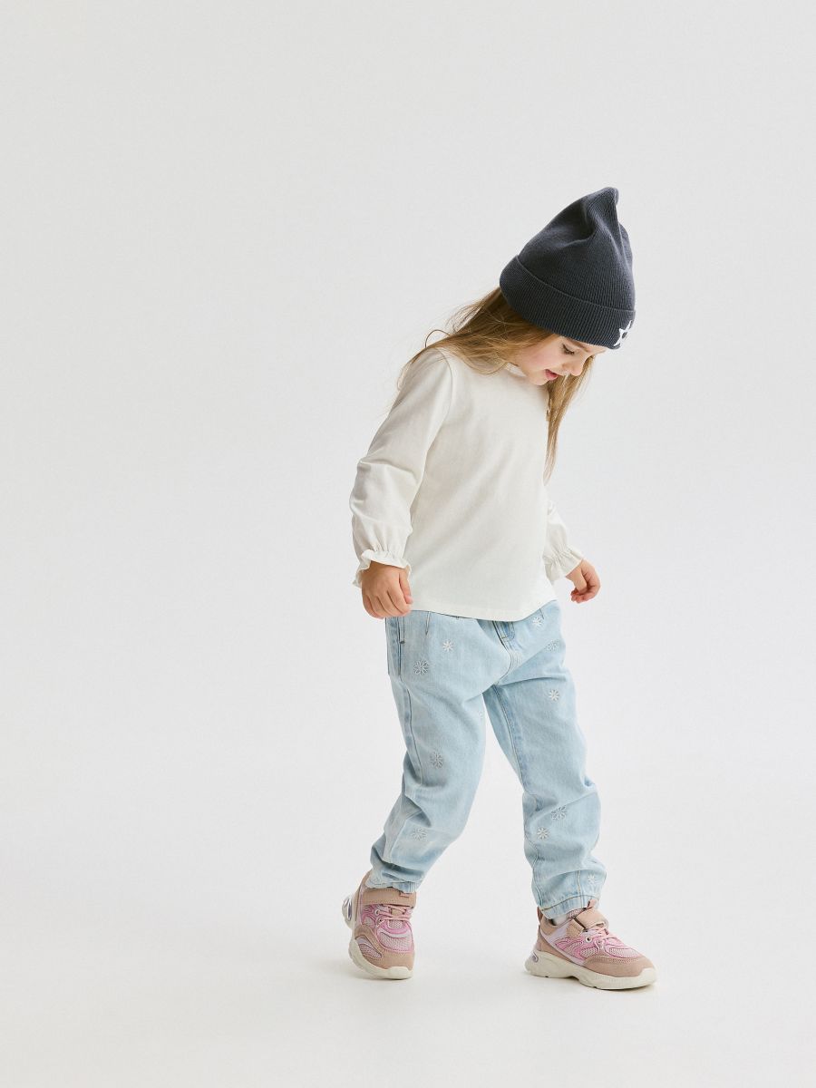 Cap with embroidery - black - RESERVED - 3