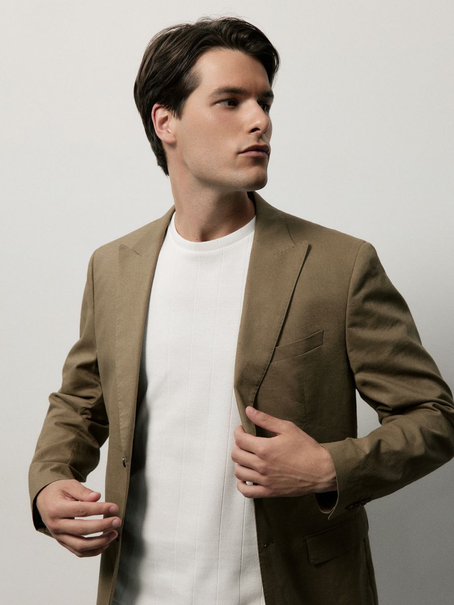 Regular-fit T-shirt in textured knit - cream - RESERVED - 2