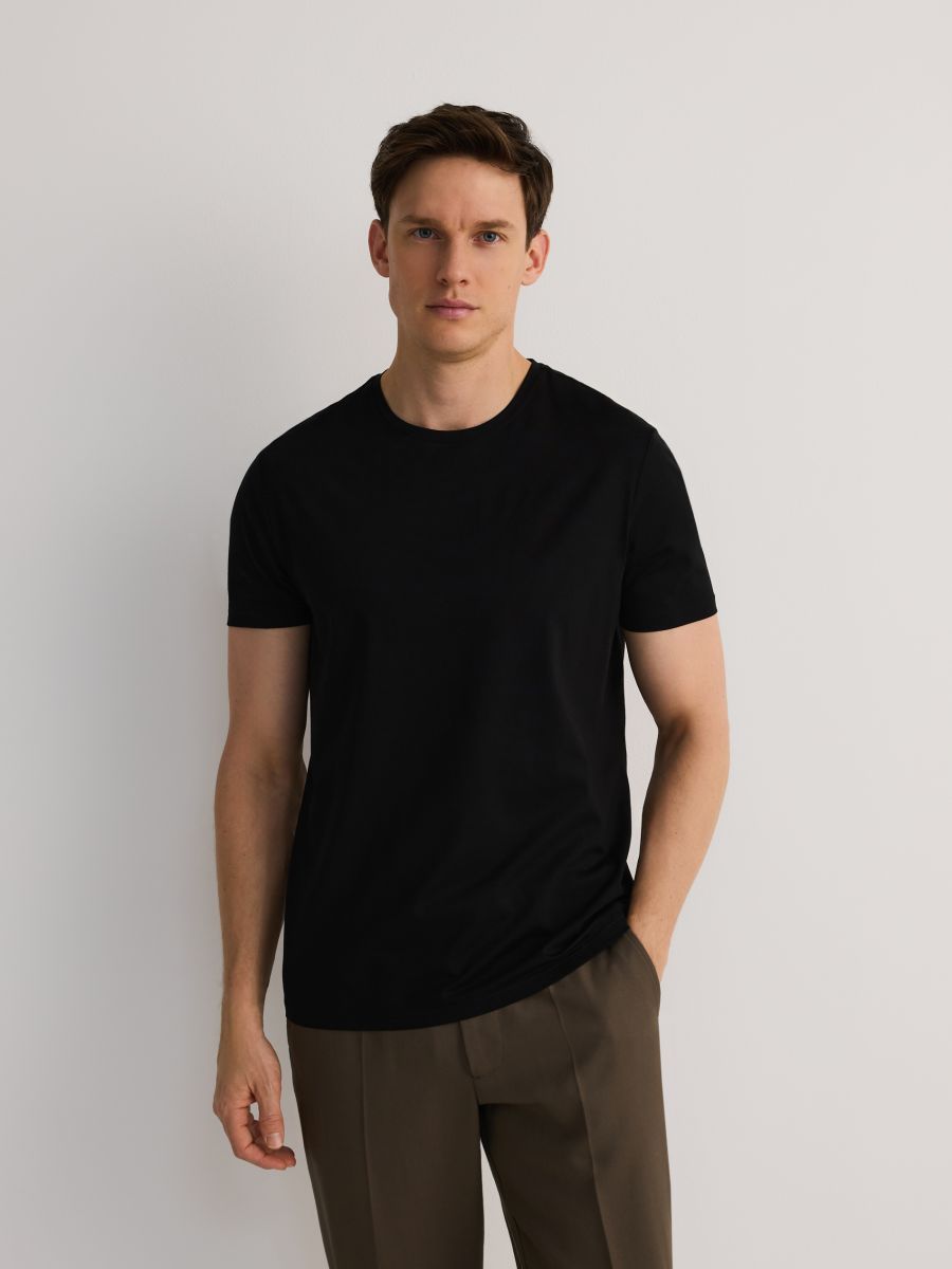 Slim fit T-shirt van een modalmix - zwart - RESERVED