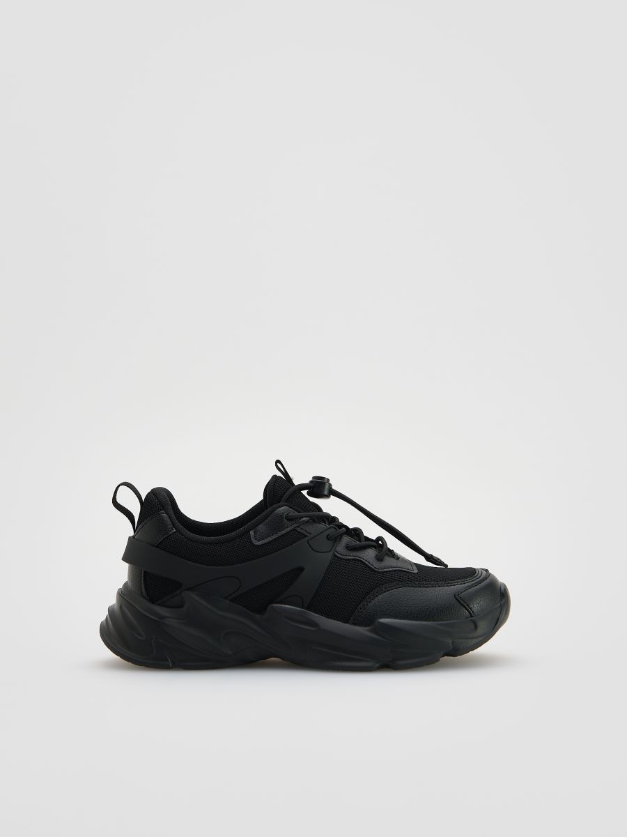 Sportowe sneakersy - czarny - RESERVED