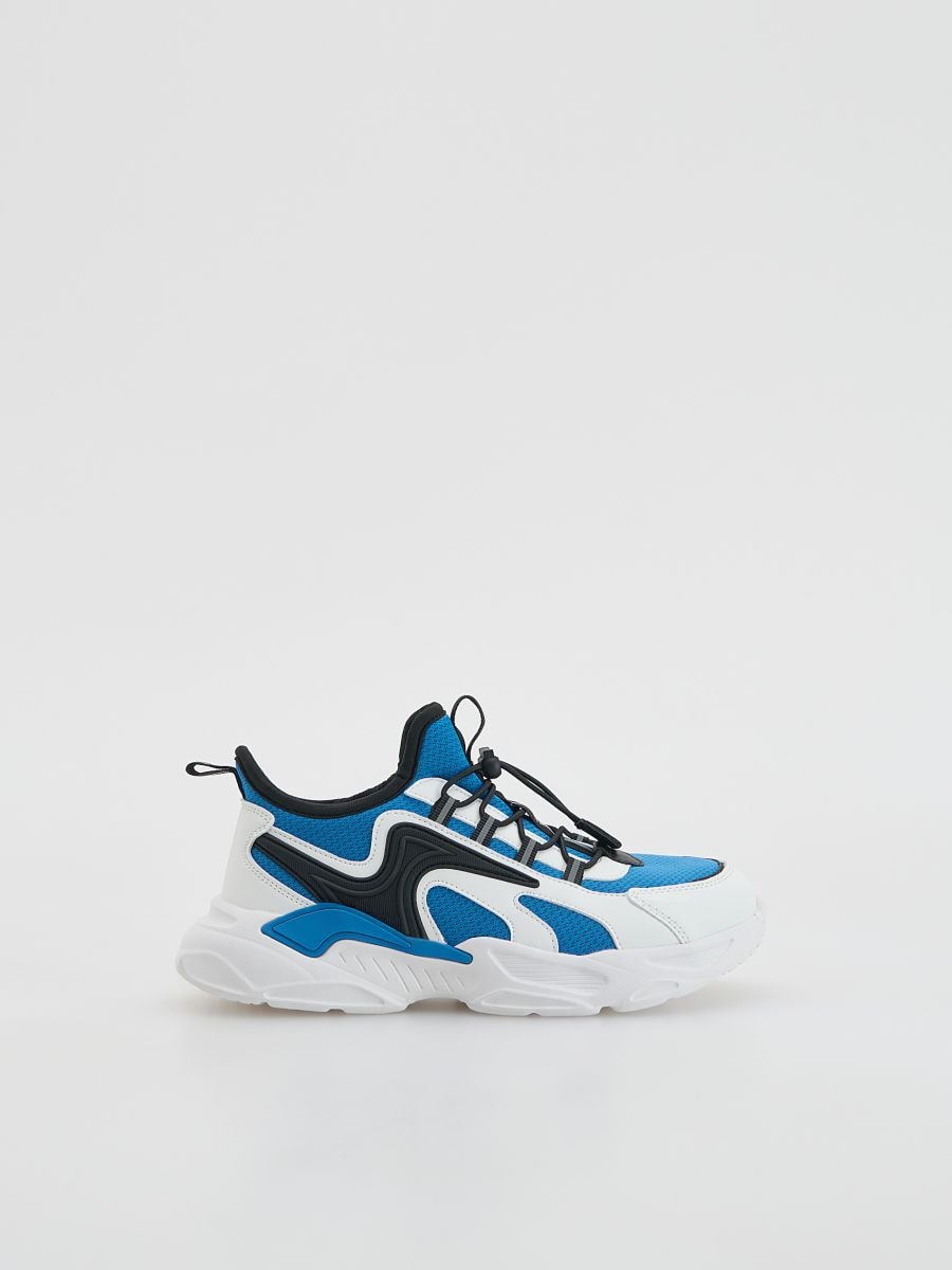 Sportschuhe mit reflektierenden Elementen - blau - RESERVED