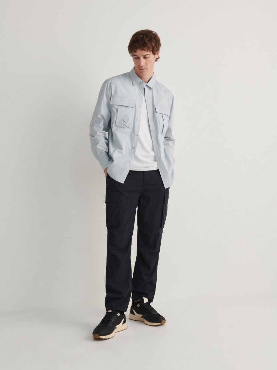 Camicia a taglio standard in misto cotone - blu pallido - RESERVED - 4