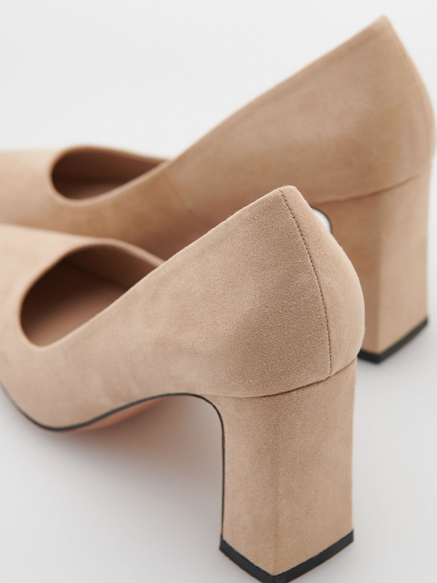 Chunky heel pumps - beige - RESERVED - 4