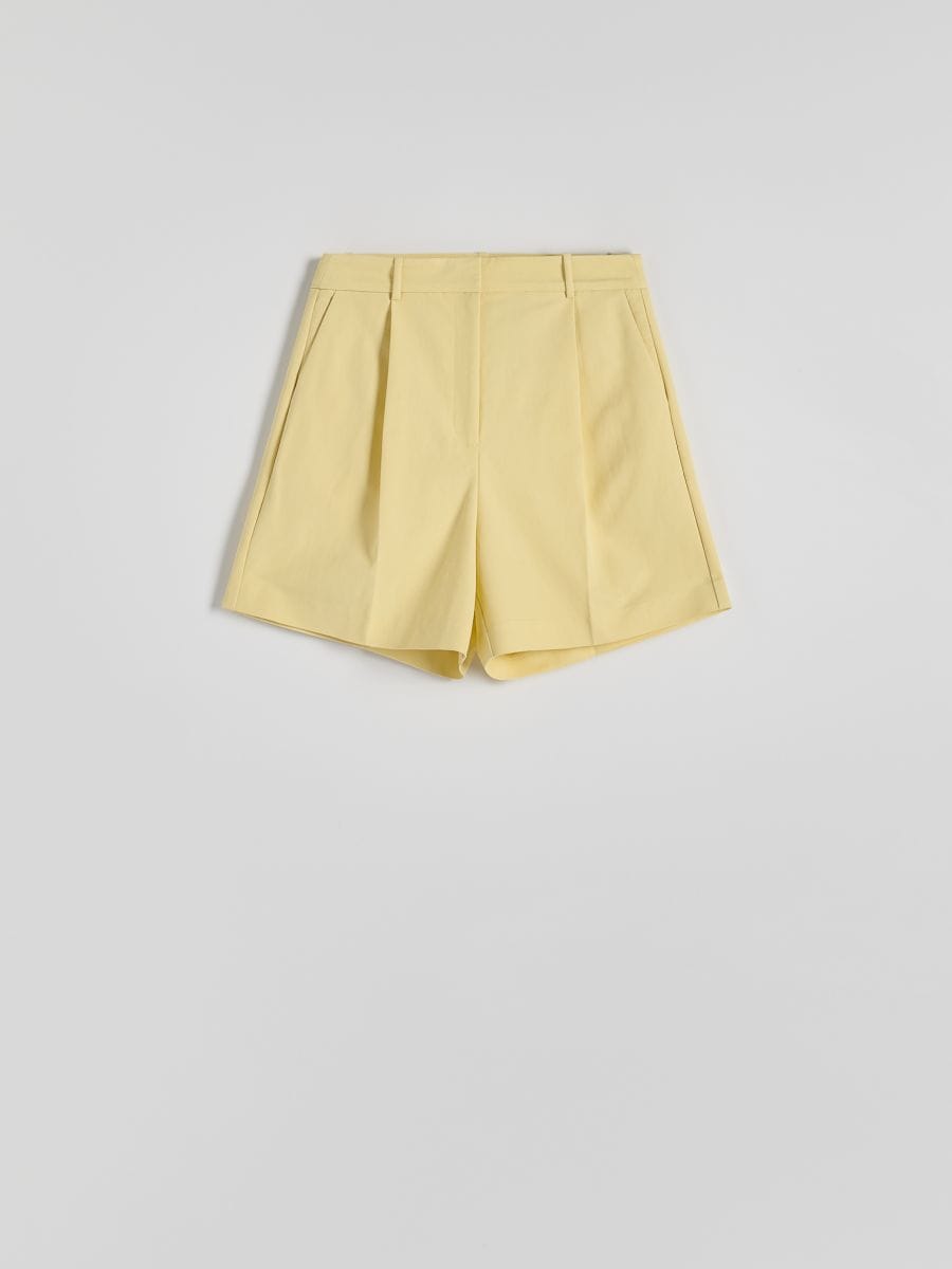 Shorts mit Bügelfalte - hellgelb - RESERVED