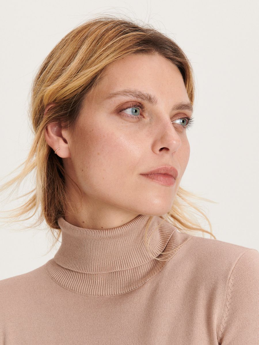 Viscose rich plain turtleneck - beige - RESERVED - 2