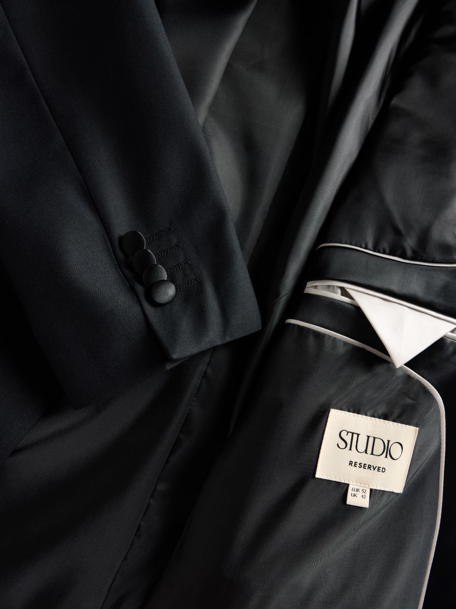 Slim fit tuxedo blazer - black - RESERVED - 7