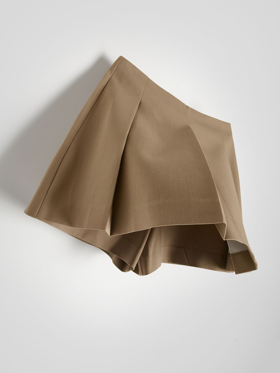 Skort in viscose blend - light olive - RESERVED - 5
