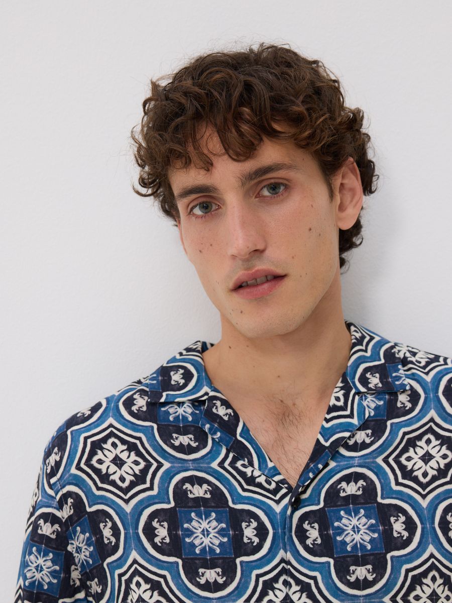 Regular fit viscose shirt - navy - RESERVED