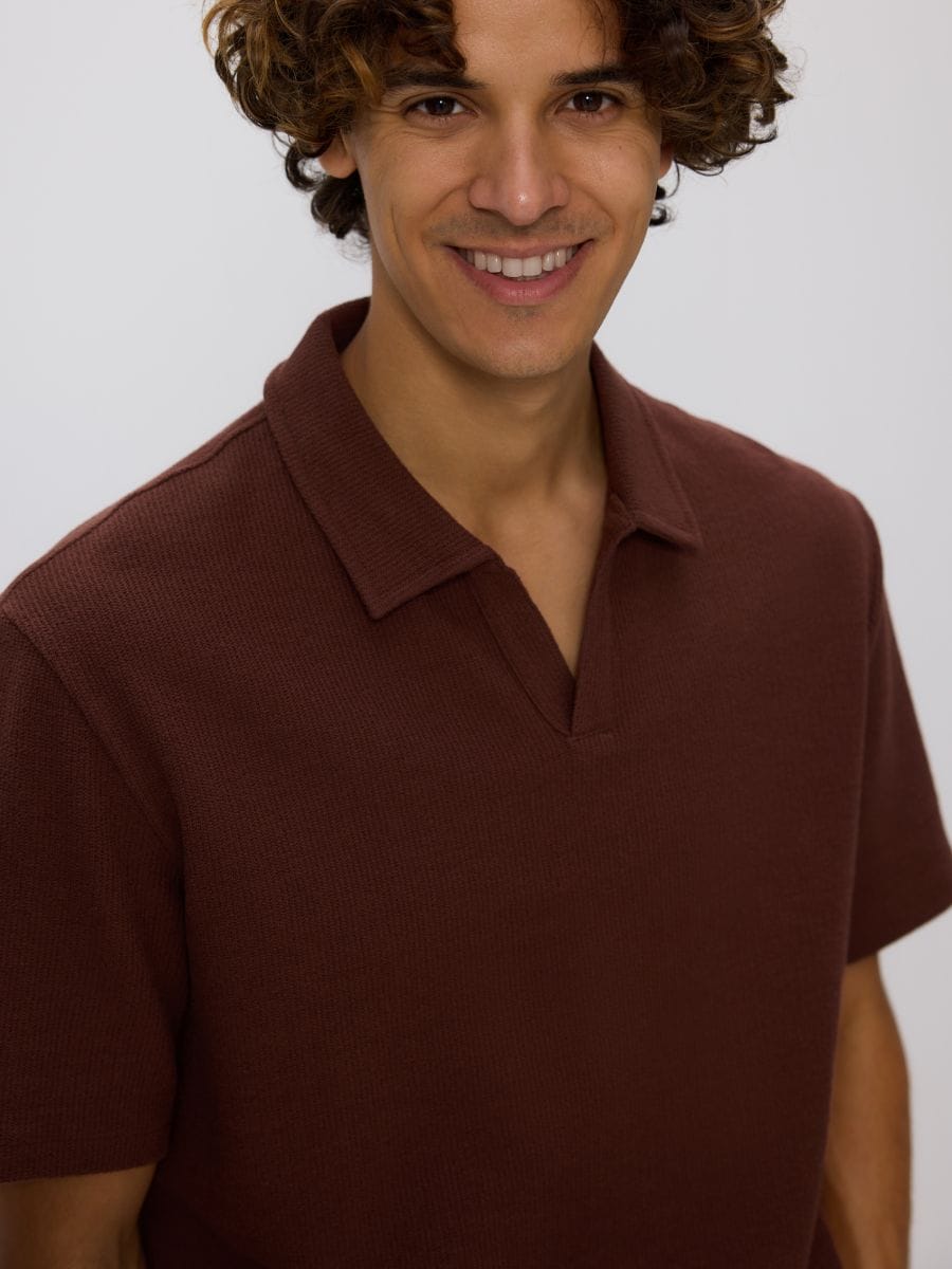 Comfort fit structural fabric polo shirt - mahogany - RESERVED
