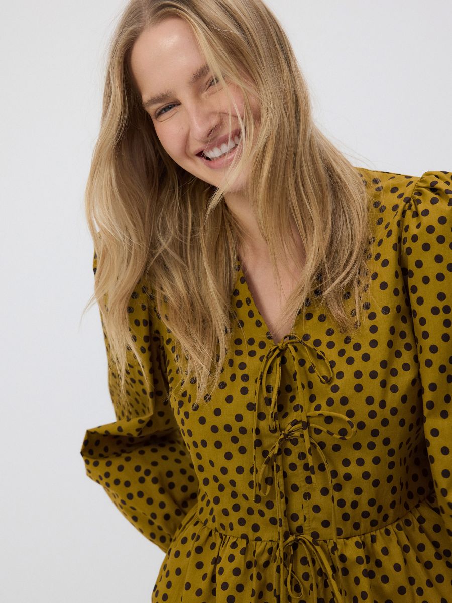 Bluse mit Bindedetail - helles Olivgrün - RESERVED - 3