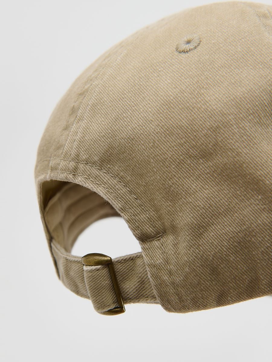 Cap with embroidery - light olive - RESERVED - 4