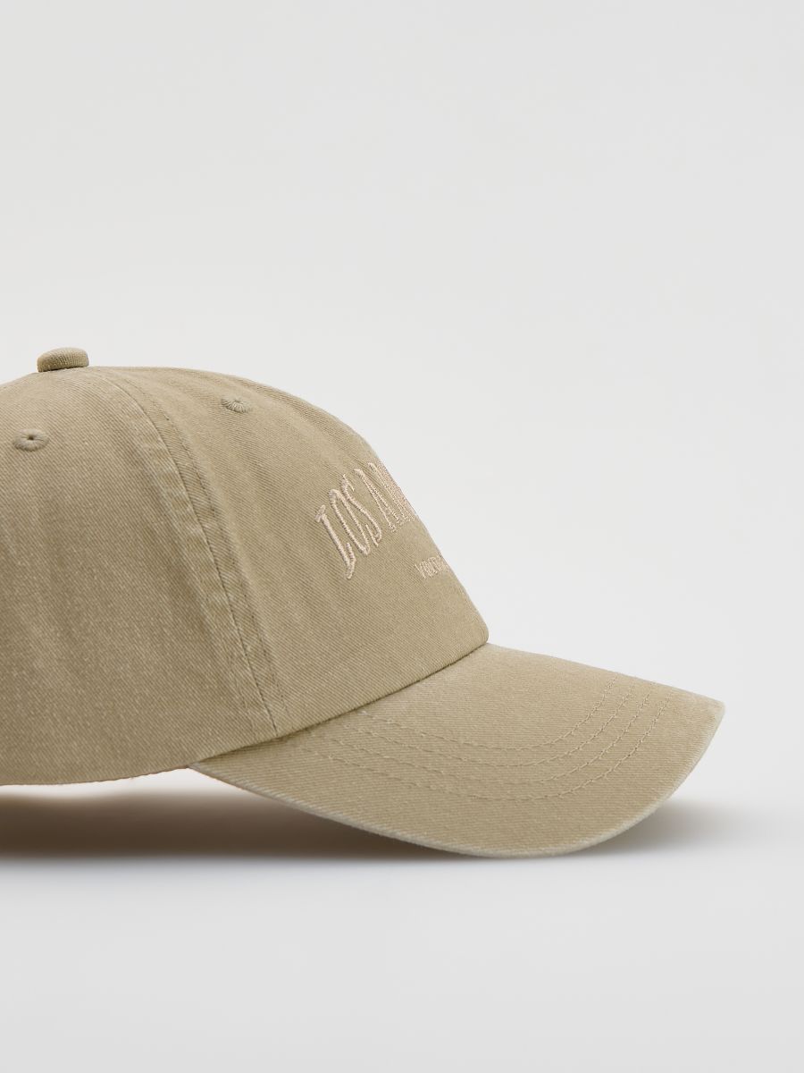 Cap with embroidery - light olive - RESERVED - 5