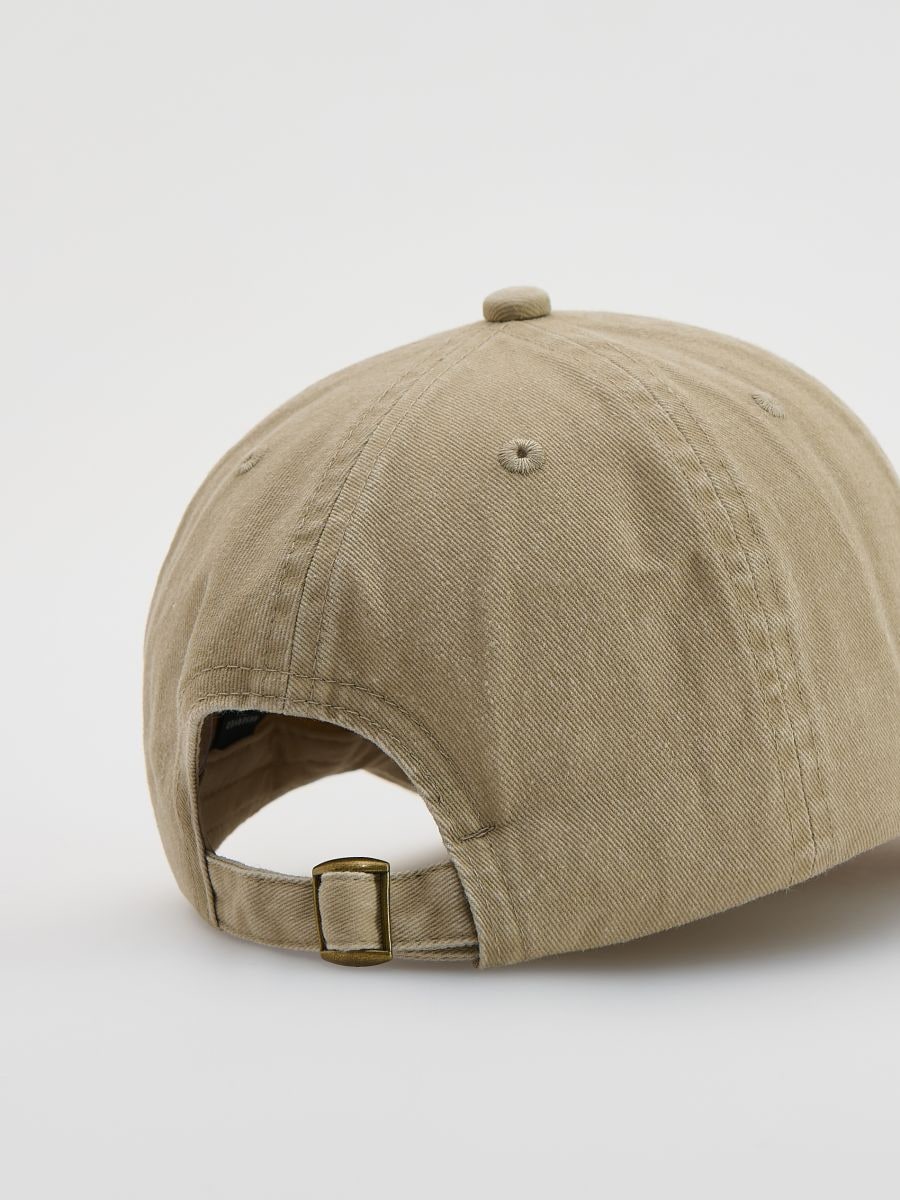 Cap with embroidery - light olive - RESERVED - 2
