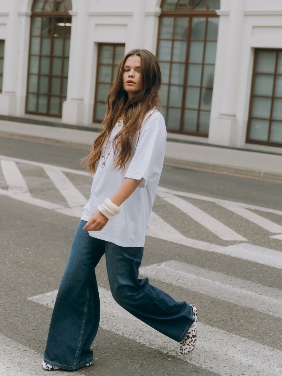 Wide-leg jeans with patch pockets - blue jeans - RESERVED