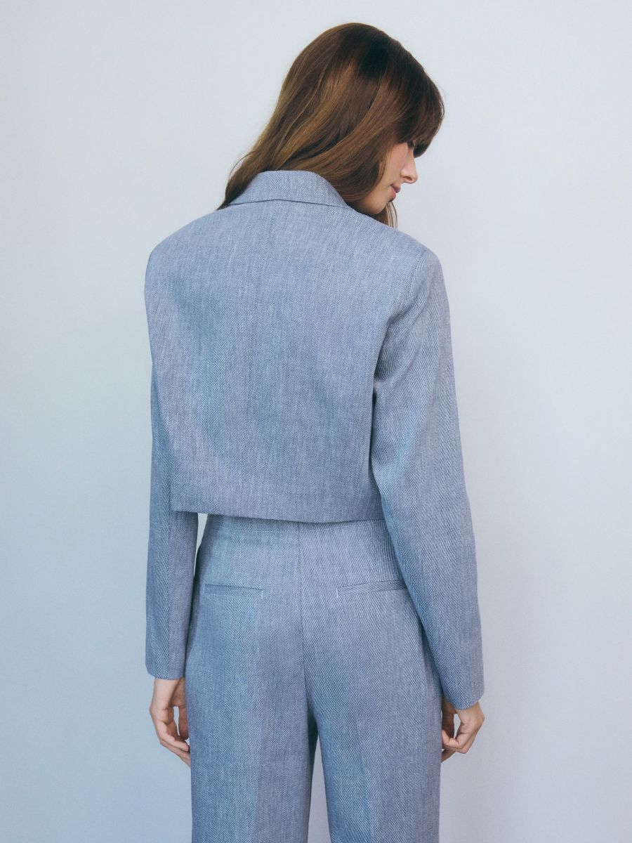 Blazer cropped assertoado com mistura de algodão - AZUL - RESERVED - 4