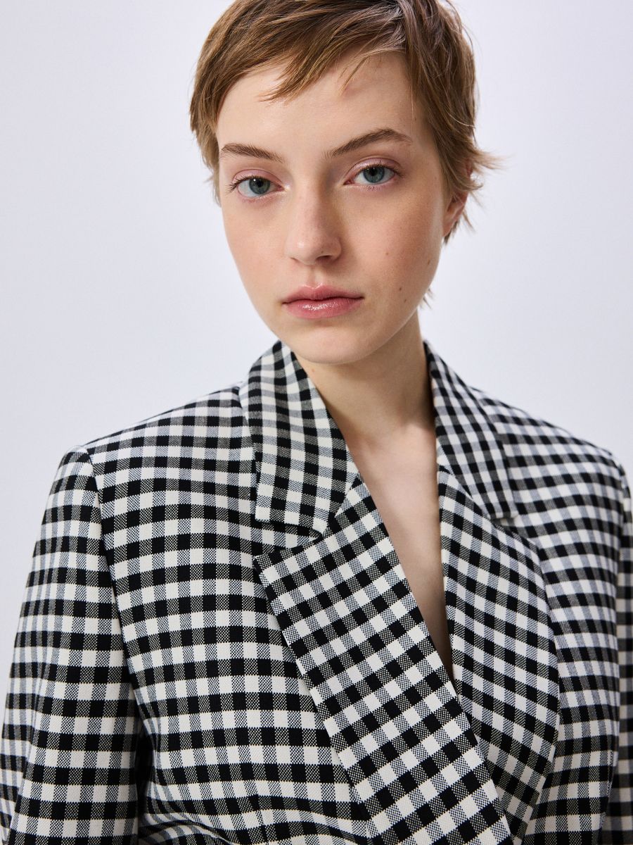 Cropped check blazer