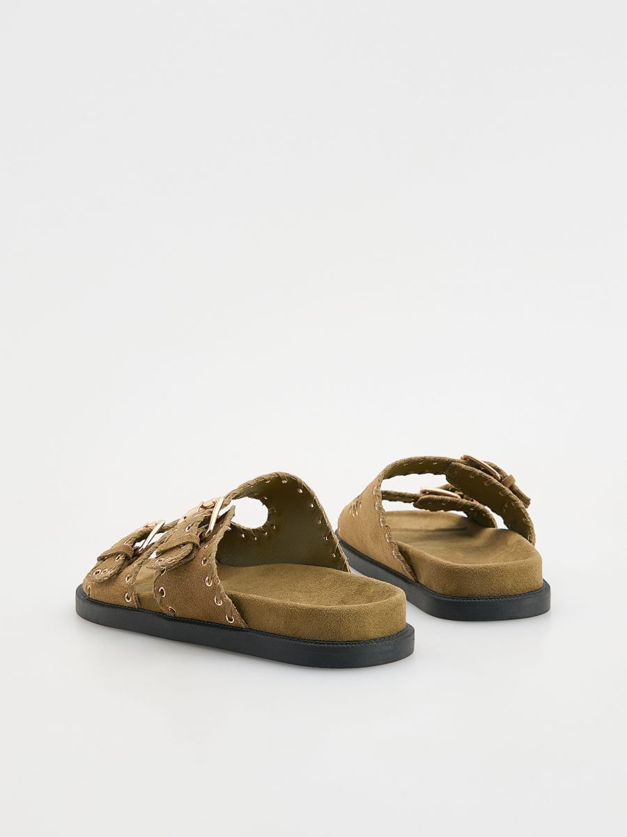 Mules en daim avec boucles - Beige - RESERVED - 3