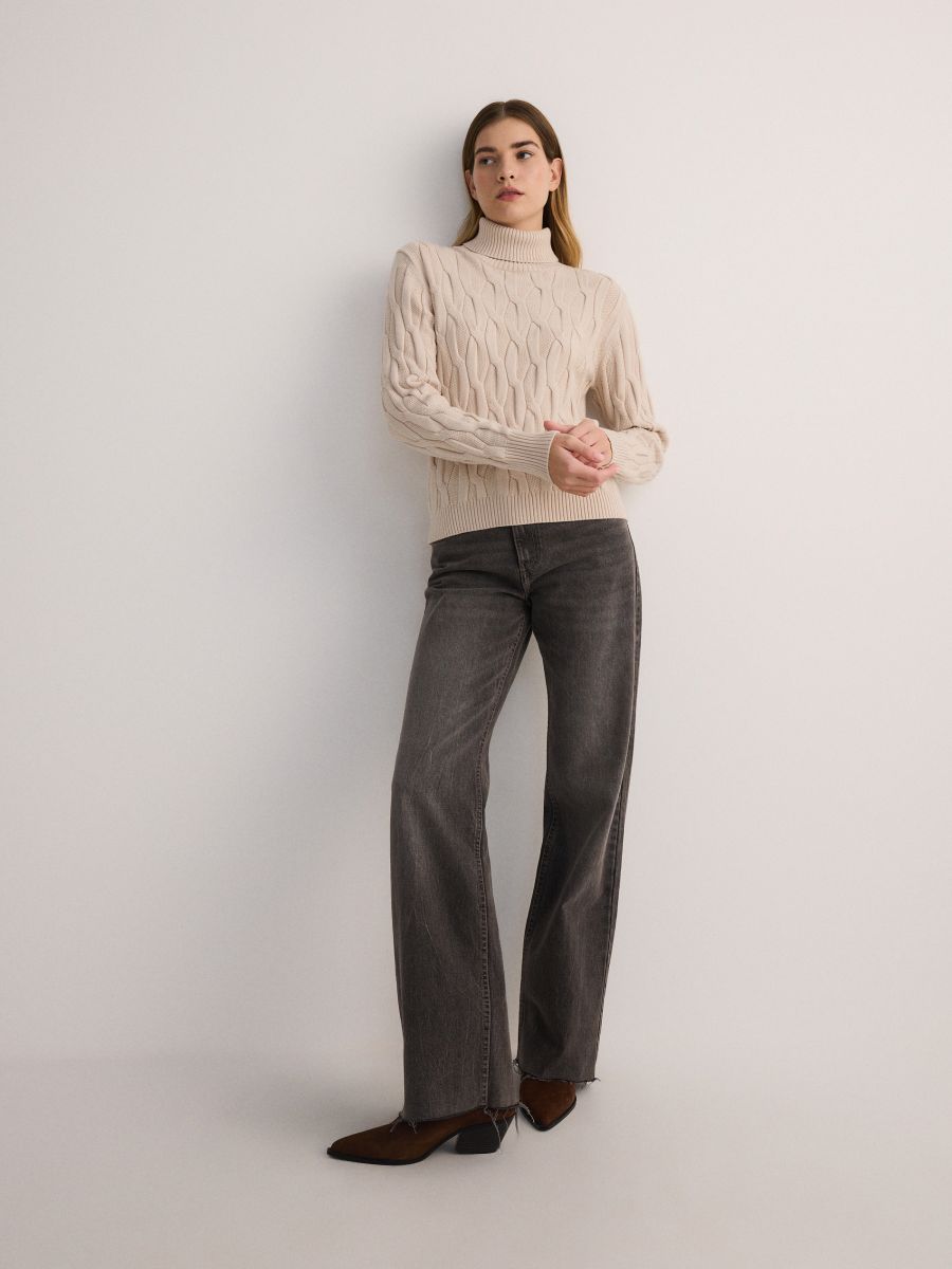 Rollkragenpullover mit Zopfmuster - weizen - RESERVED - 9
