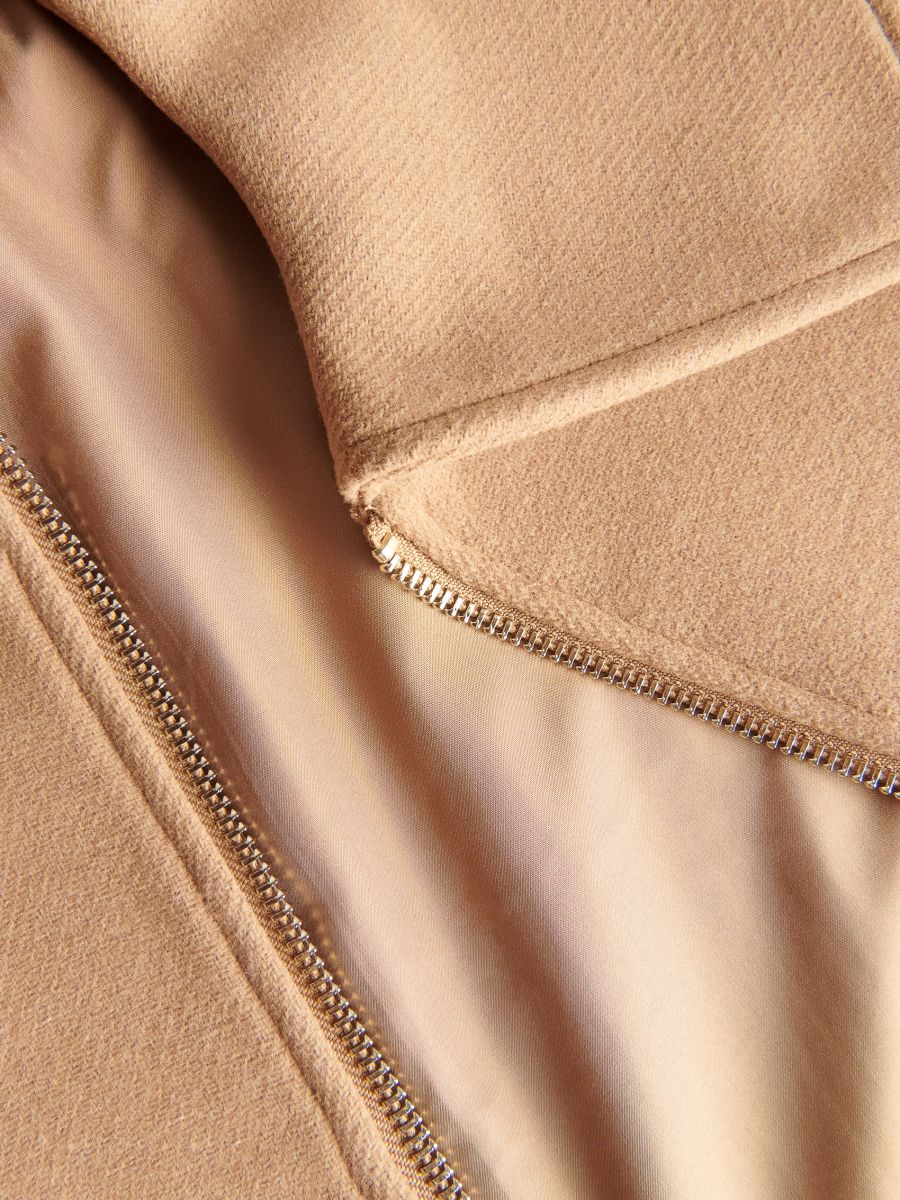 Jacket with a wide collar - beige - RESERVED - 5
