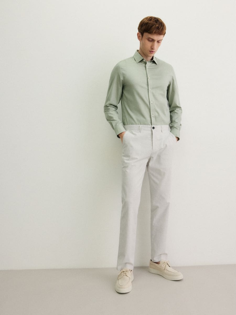 Chinohose im Slim-Fit mit Leinengemisch - hellgrau - RESERVED