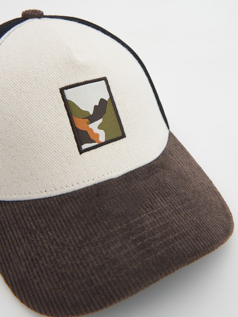Trucker cap with patch - dark brown - RESERVED - 2