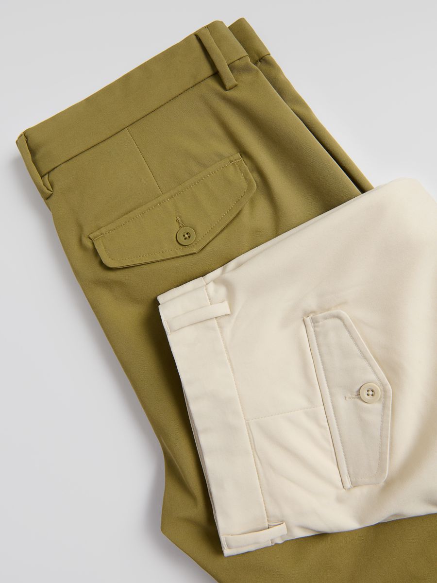 Regular chino šorts - svetlo maslinasta - RESERVED - 5