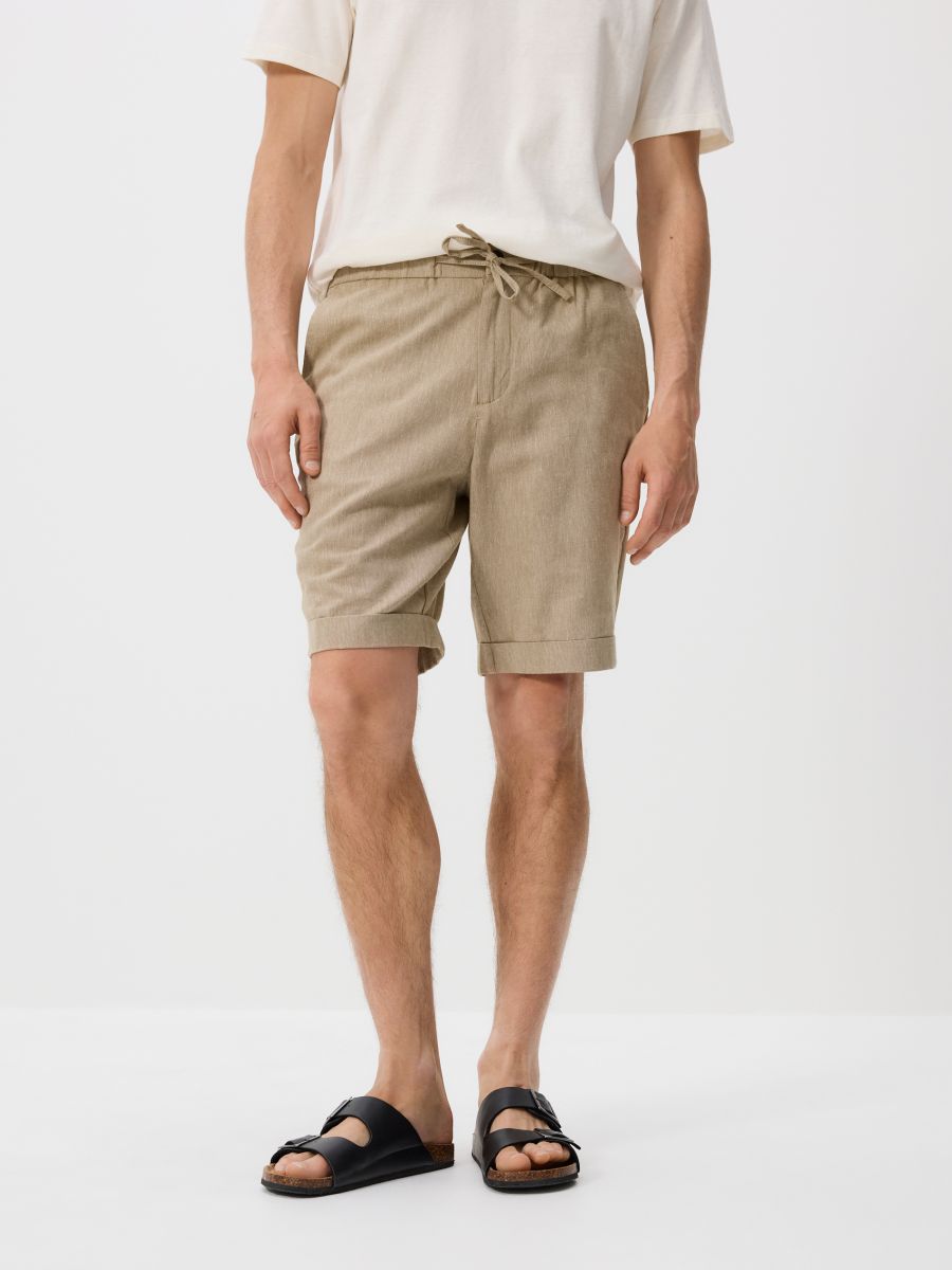 MEN`S SHORTS - helles Olivgrün - RESERVED