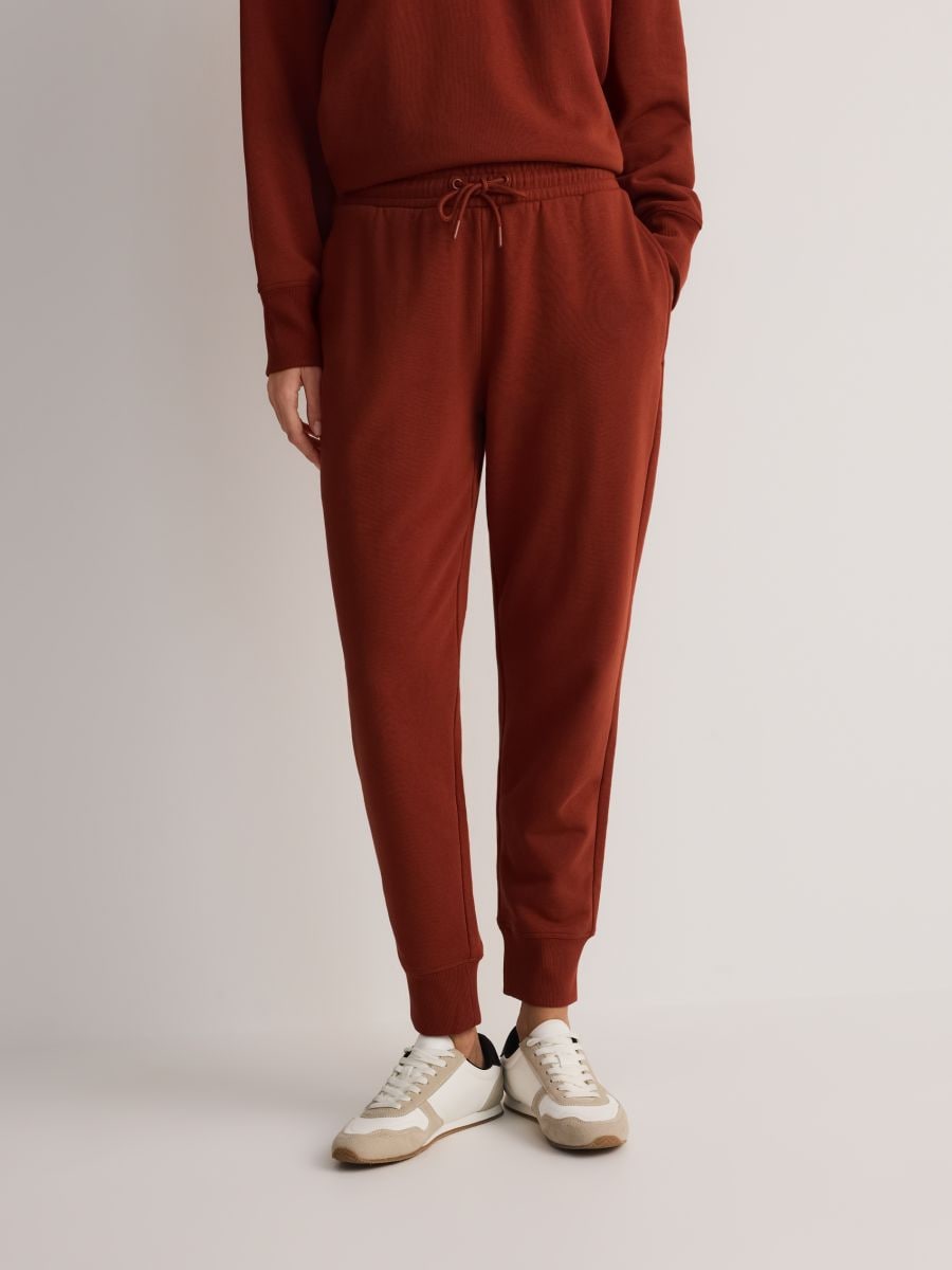 Joggers with tie up waist - maroon - RESERVED - 4