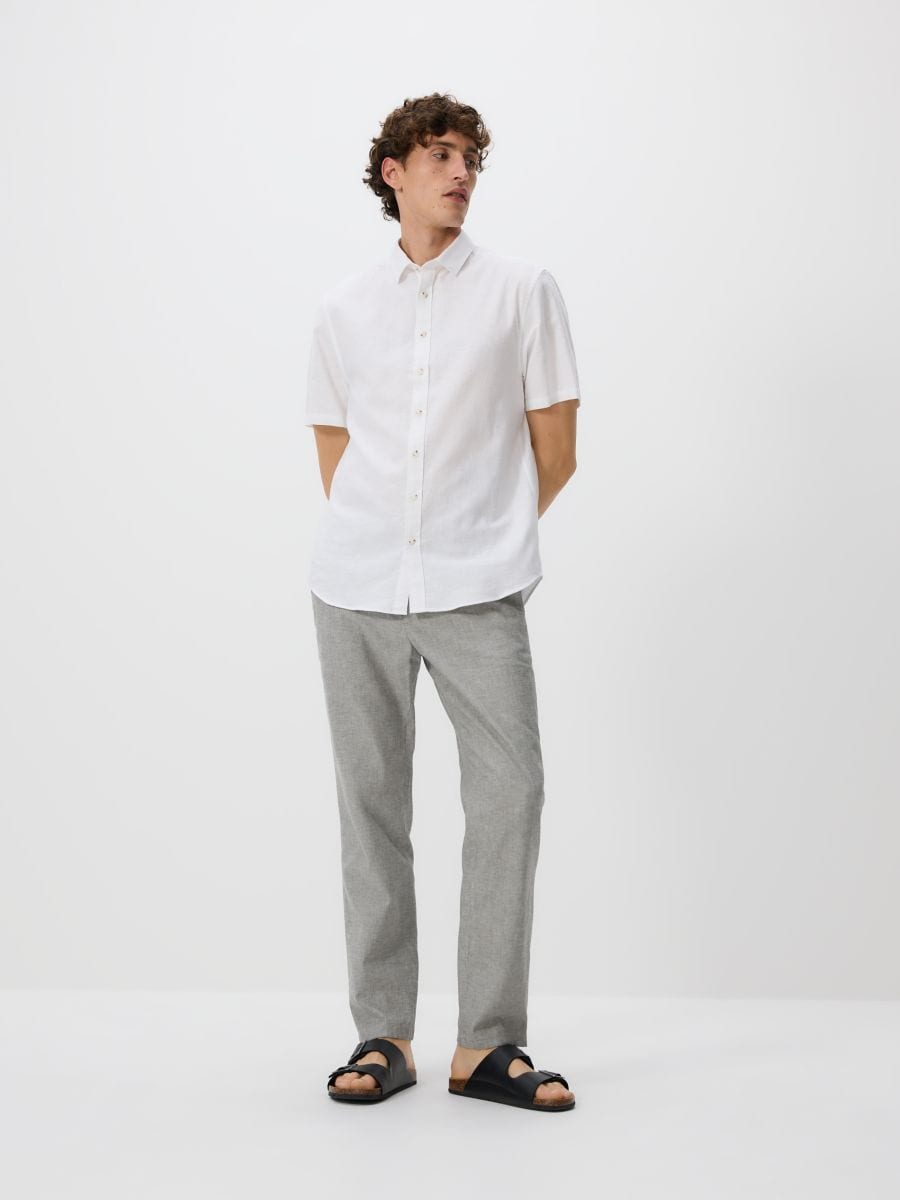 Pantaloni chino regular cu adaos de in - verde-oliv - RESERVED