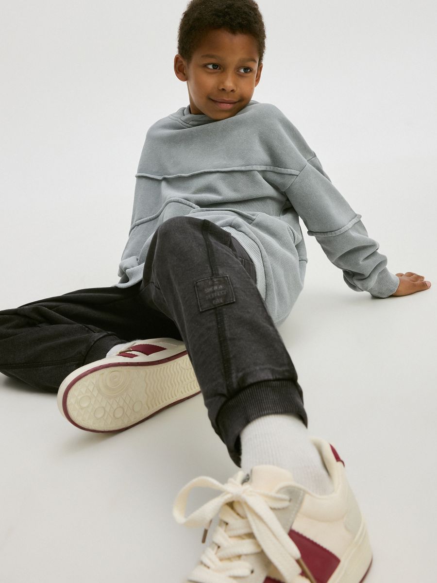Jogger pantalone ispranog izgleda - crno - RESERVED - 10