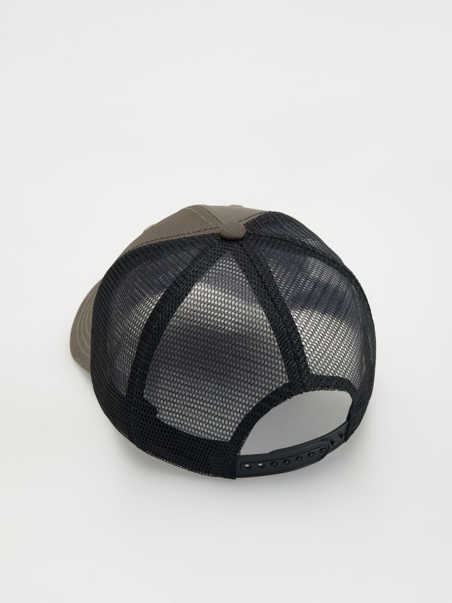 Trucker cap with patch - green - RESERVED - 3