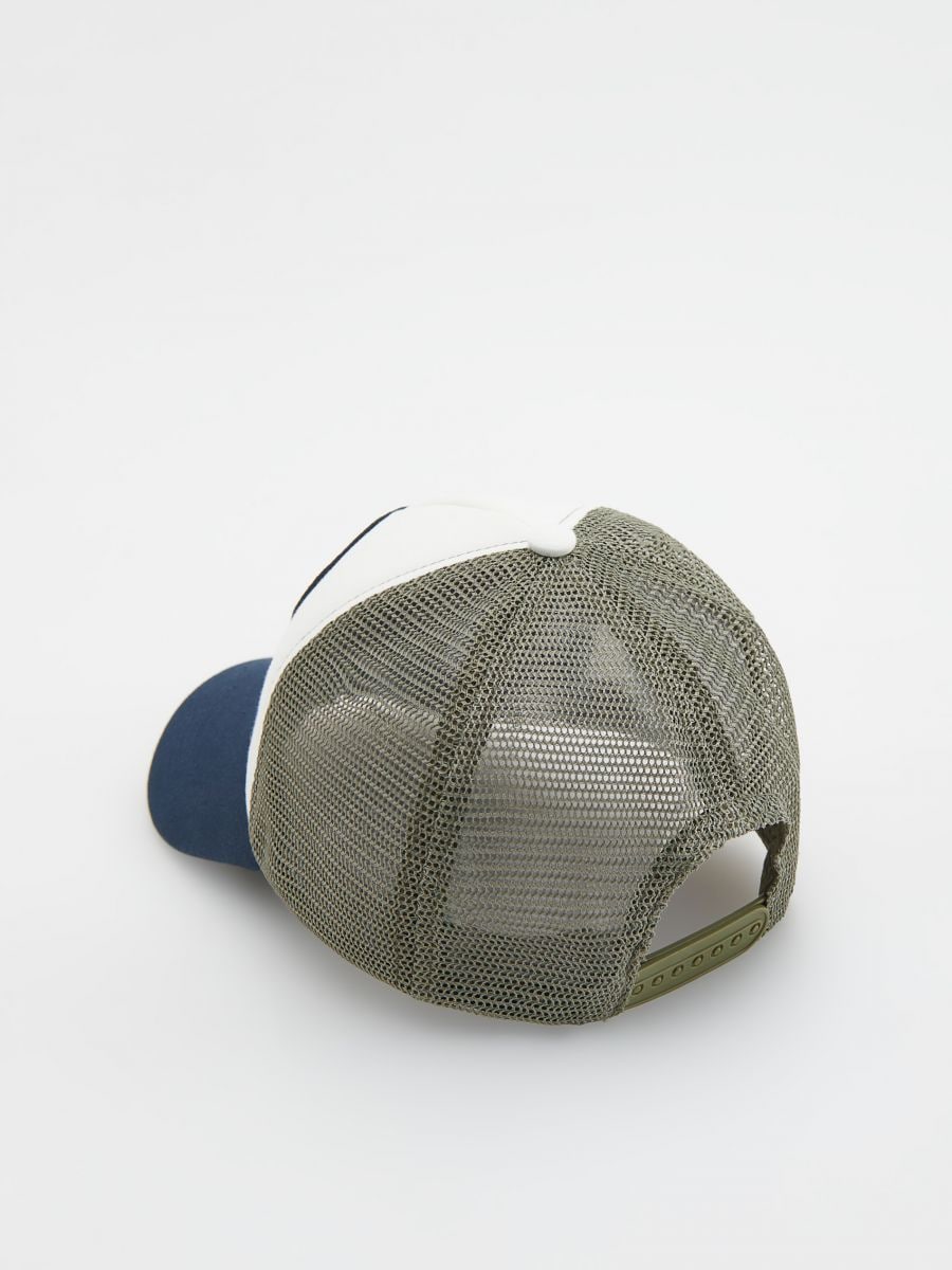Trucker cap with patch - olive - RESERVED - 2
