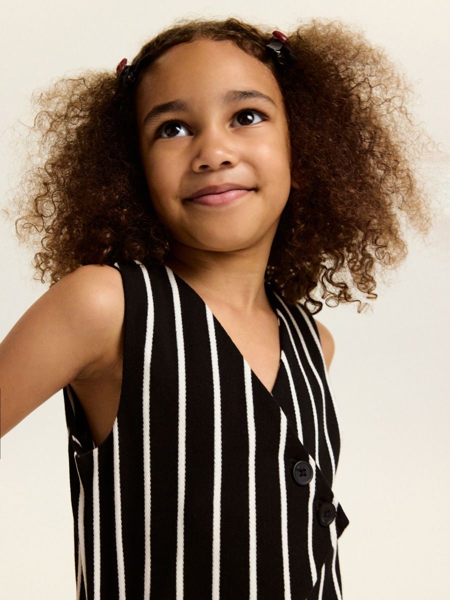 Elegant stripe vest - black - RESERVED