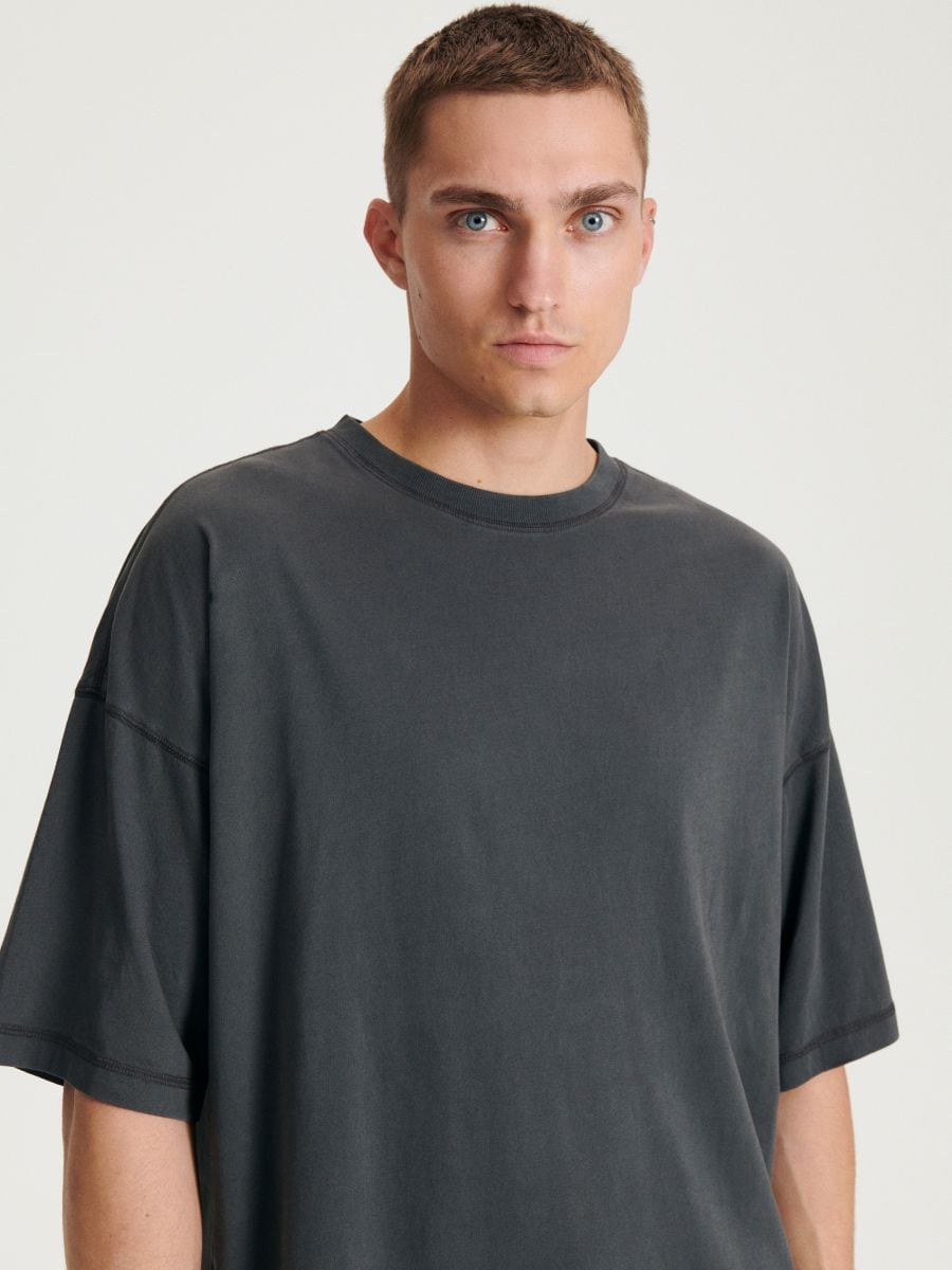 Oversized T-shirt Color dark grey - RESERVED - 8634N-90X