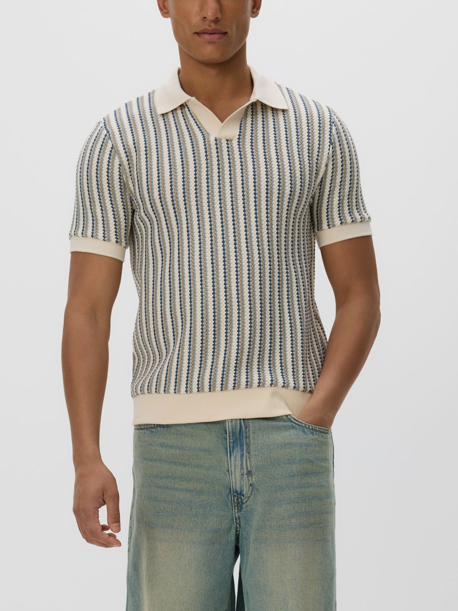 Gestreiftes Polohemd im Comfort-Fit - marineblau - RESERVED